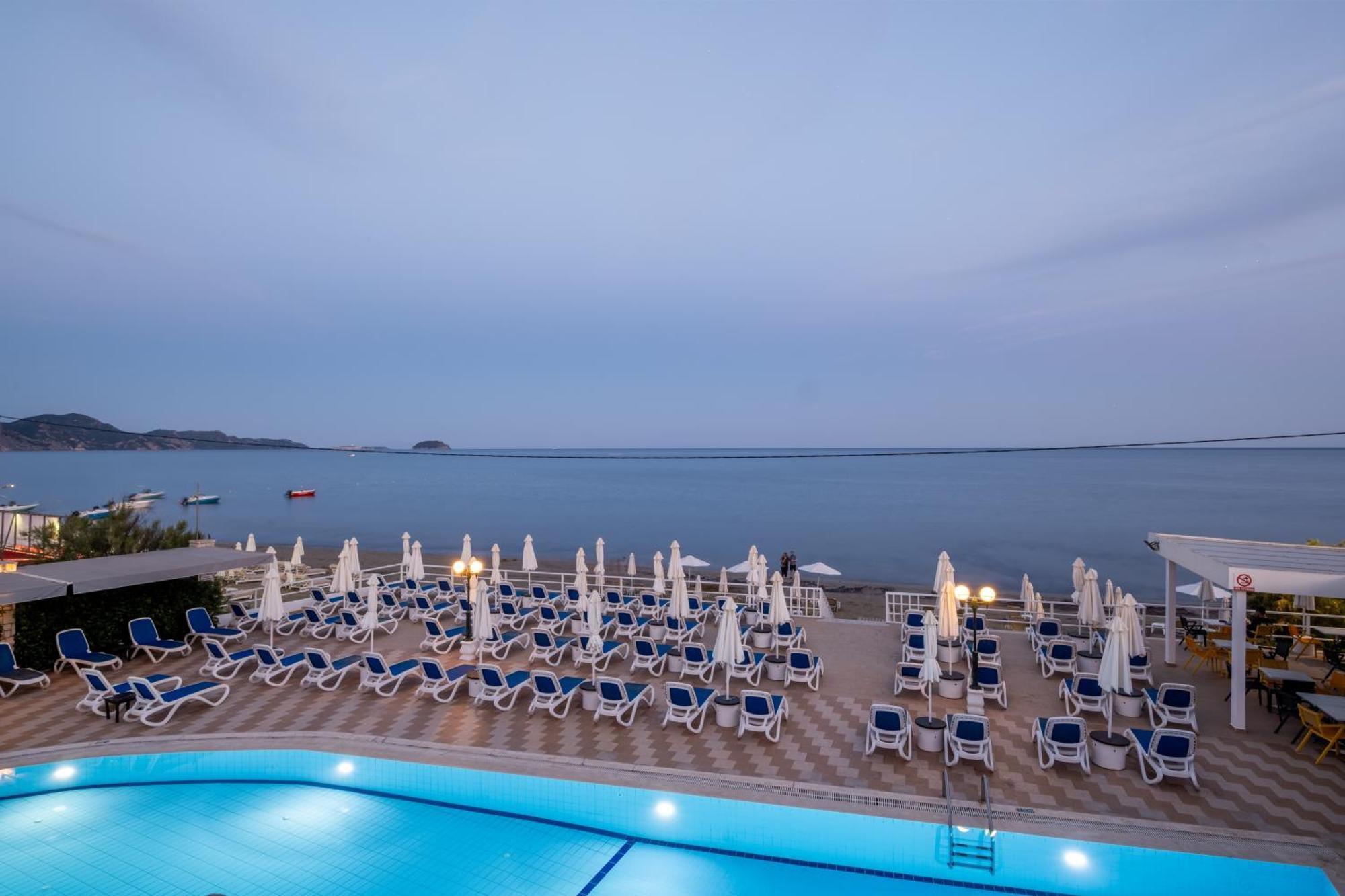 Mediterranean Beach Resort Laganas Exterior foto