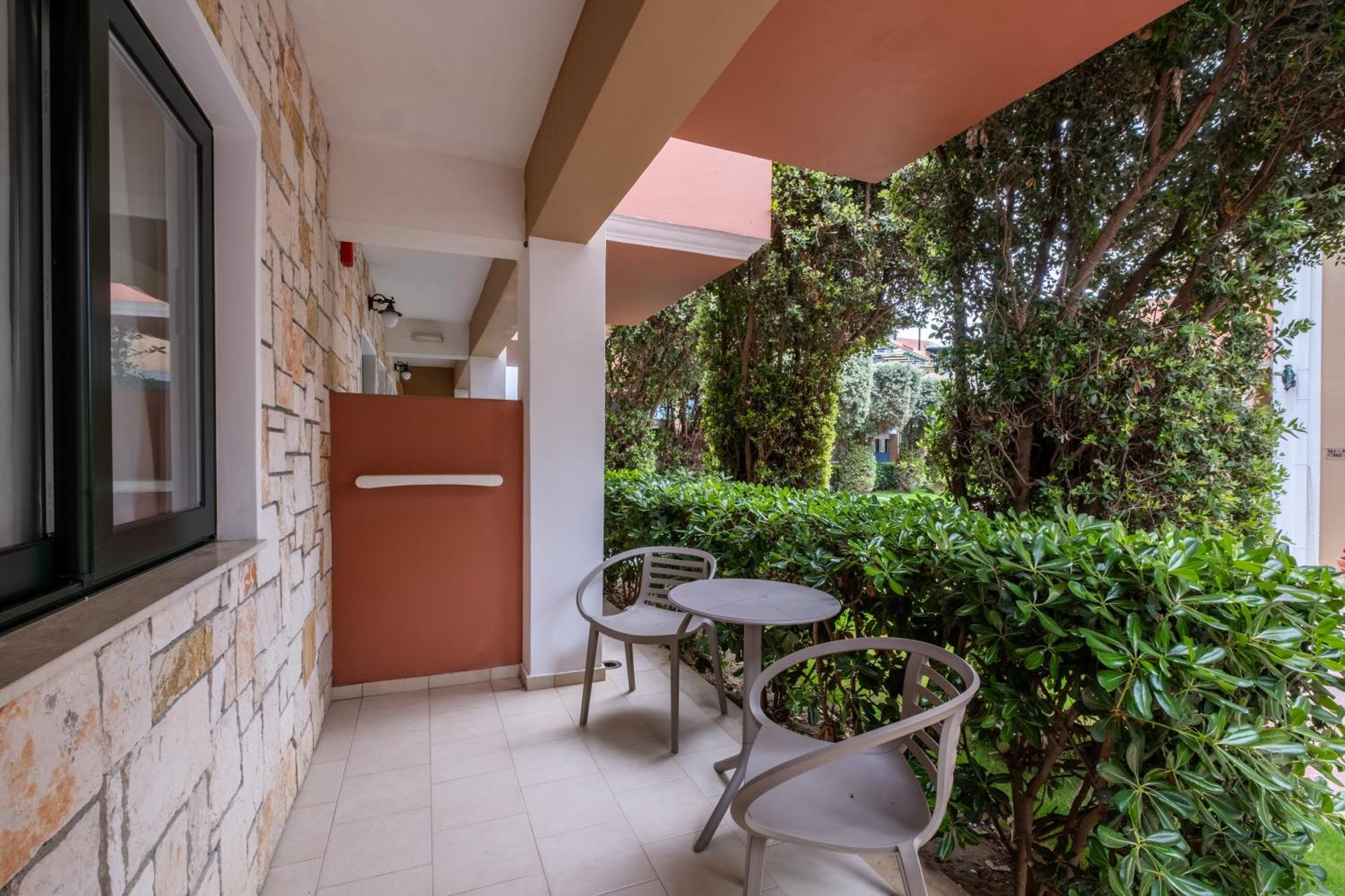 Mediterranean Beach Resort Laganas Exterior foto